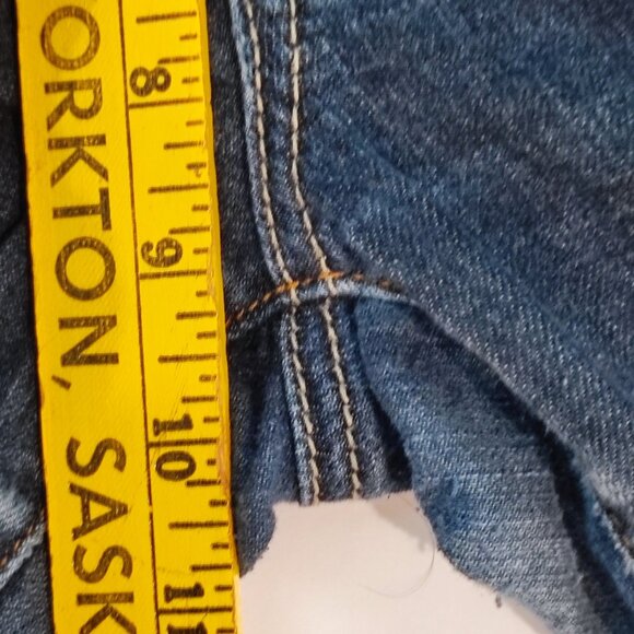 Guess Jeans Bermuda short dark wash blue women's size 34 Vintage Y2K - Picture 13 of 14